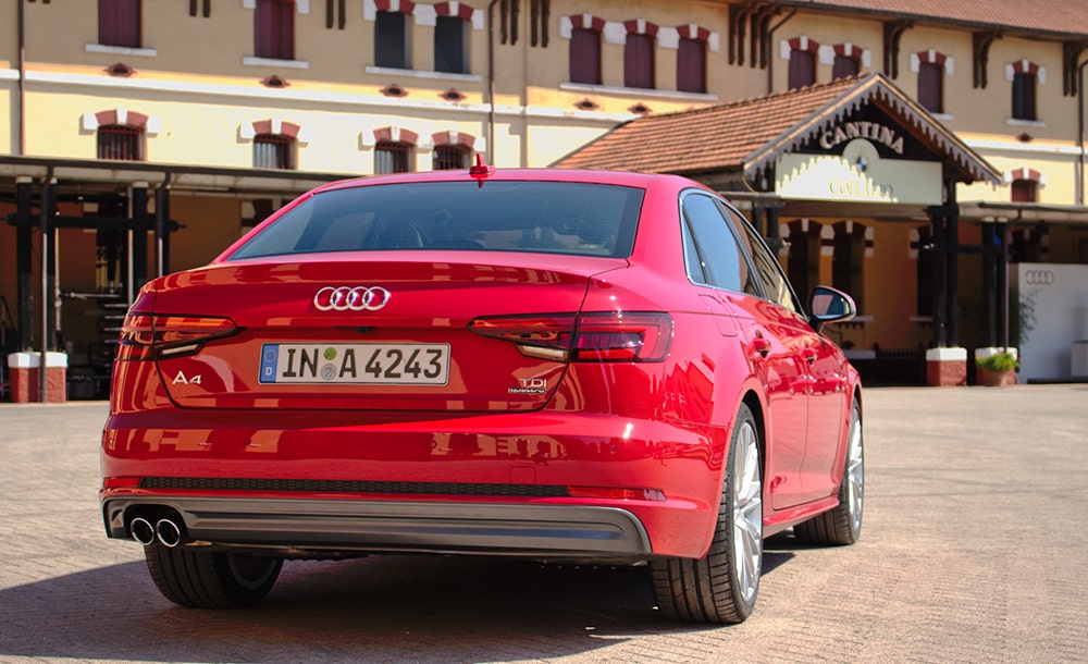 Review Lengkap Audi A4 B9 dari Mobilman.id