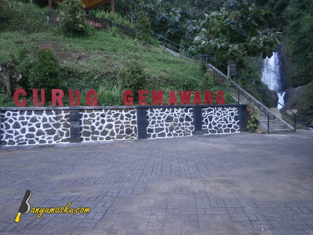 &#91;CoC Regional: Lokasi Wisata&#93; Curug Gemawang Desa Kemawi, Curug yang Tersembunyi