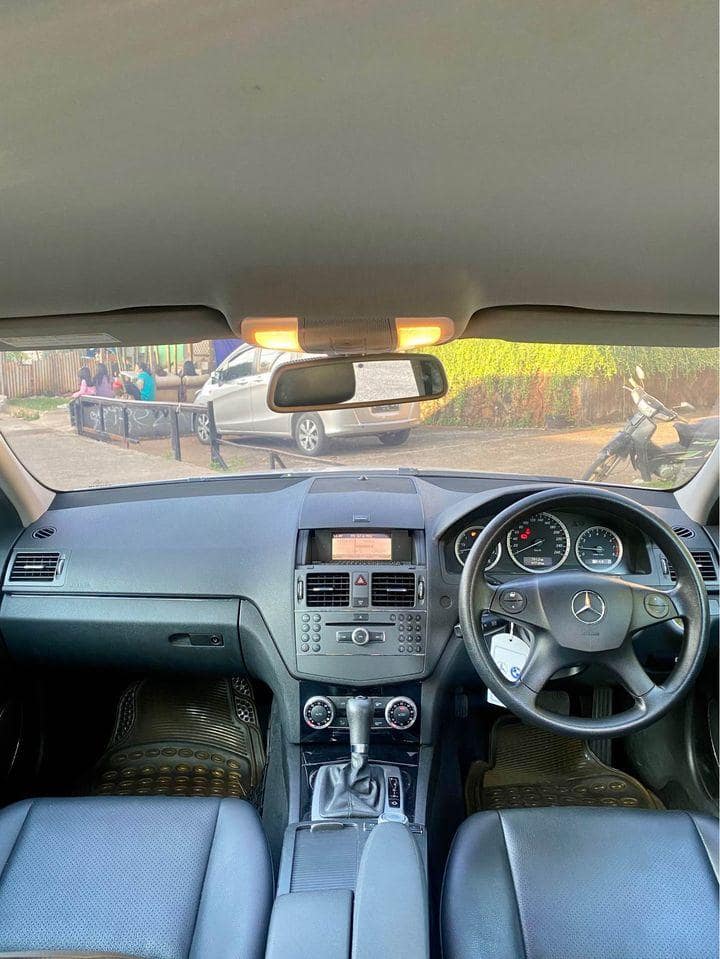 Review Mercedes Benz W204 dan Tips Membelinya