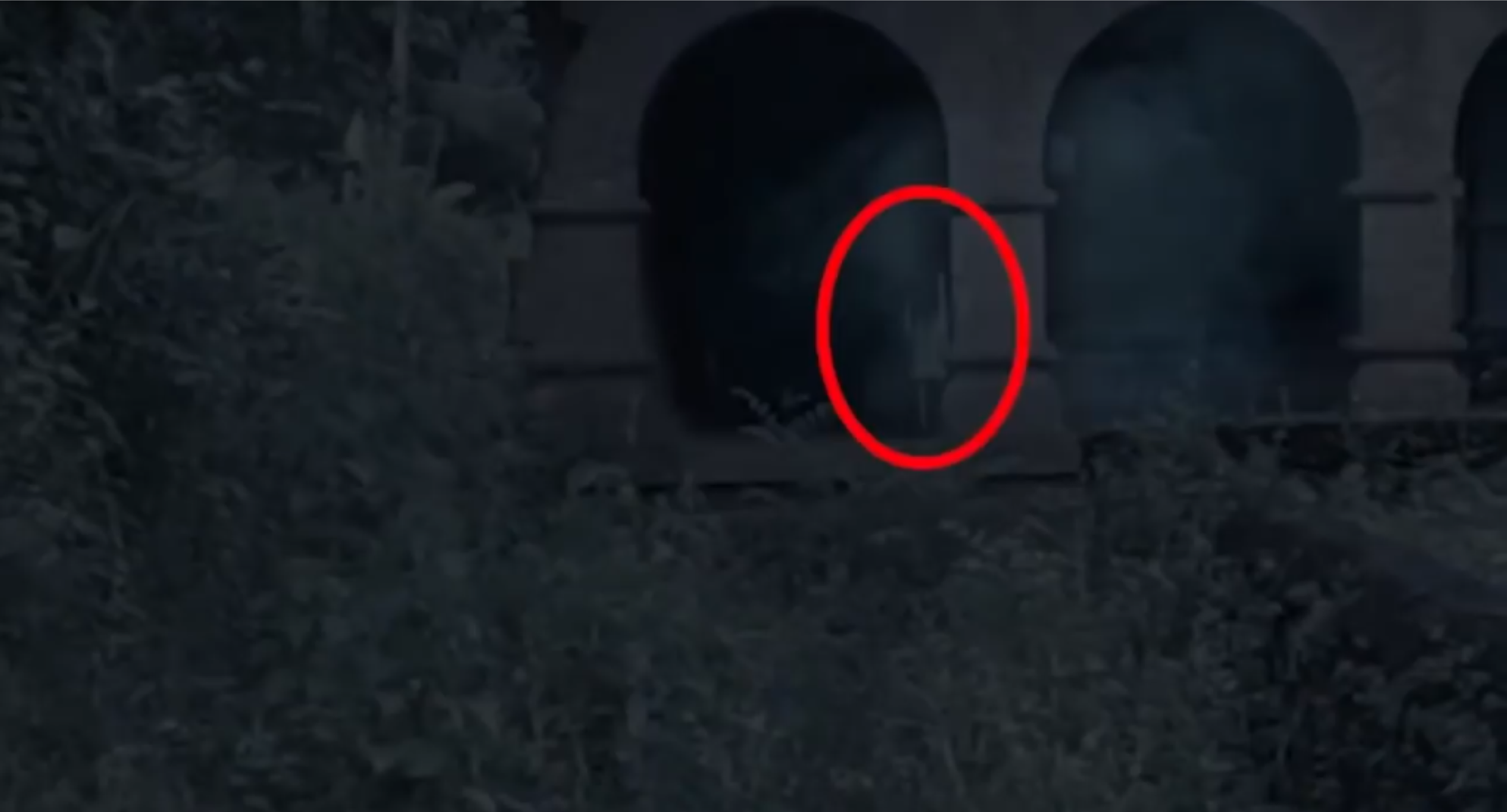 FOTO + VIDEO 10 PENAMPAKAN HANTU PALING JELAS PART 1