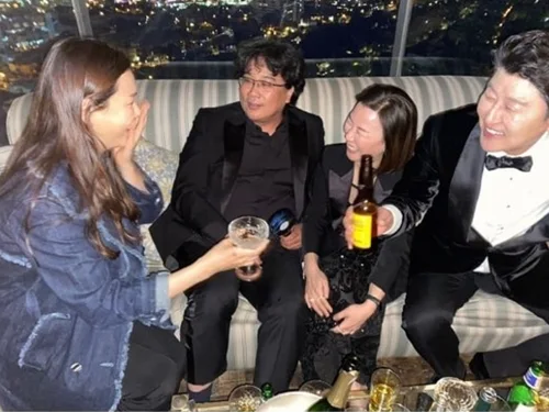 Datang ke After Party 'Parasite,' Lee Hanee dan Gong Hyo Jin Dianggap Cuma Pansos