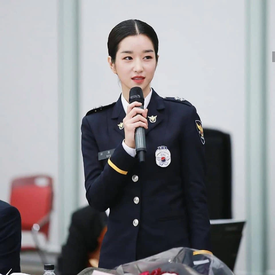 Seo Ye Ji Pernah Dianugerahi Sebagai Polisi Kehormatan dari Polisi Nasional Korea Lho