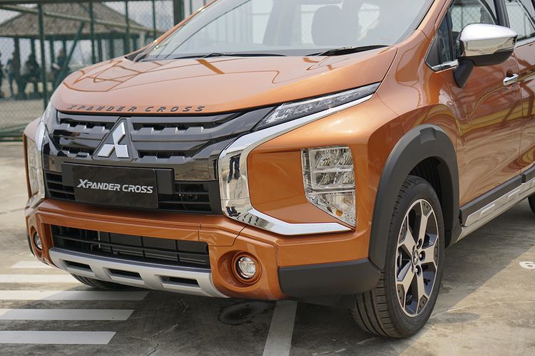 Review Mitsubishi New Xpander Cross