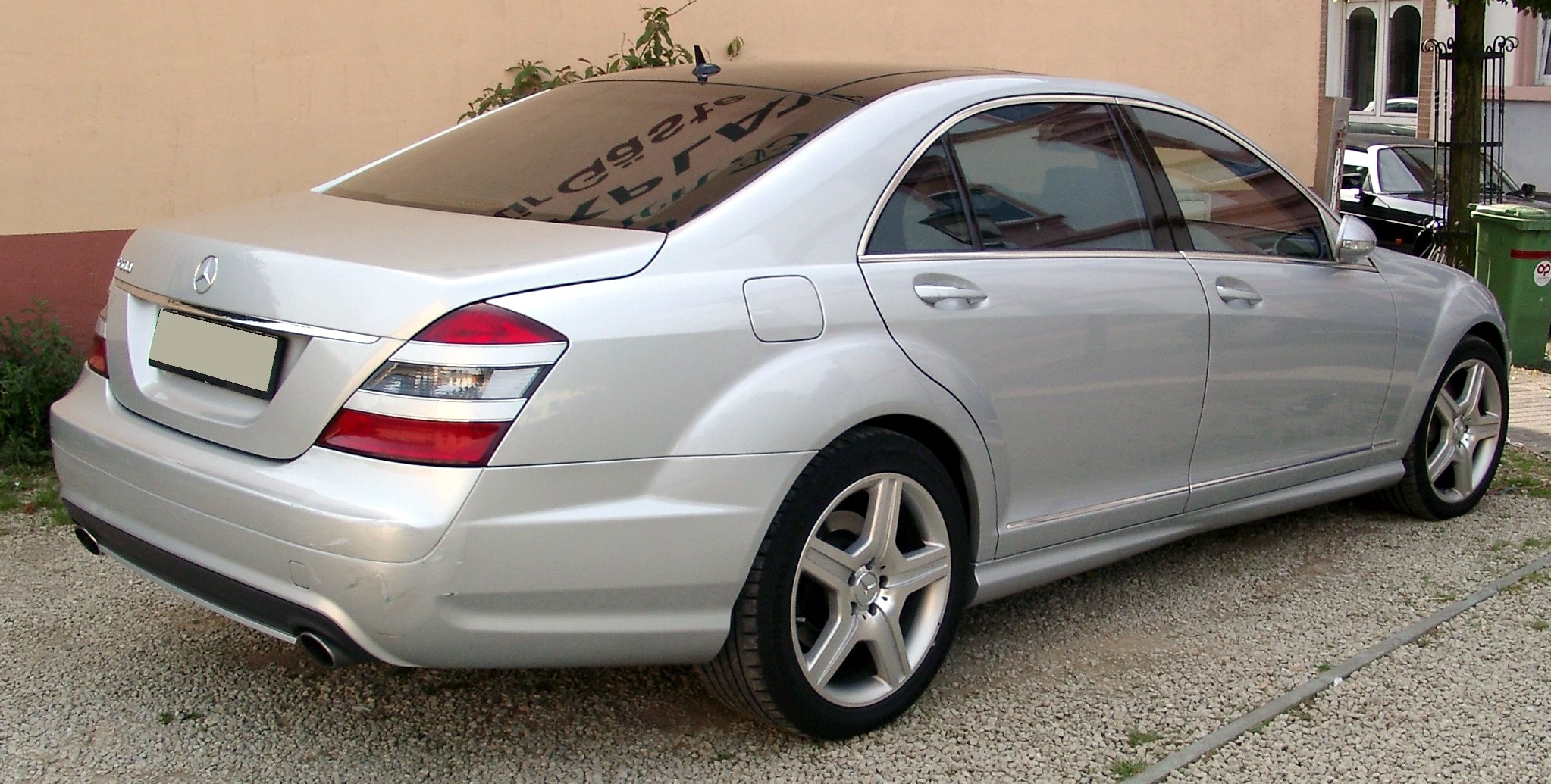 Review Sedan yang Dipakai Era Presiden SBY, Mercy S-Class W221