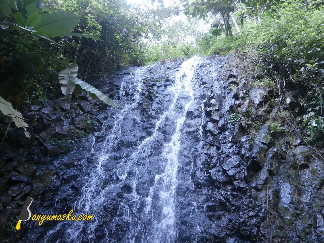 &#91;CoC Regional: Lokasi Wisata&#93; Curug Gemawang Desa Kemawi, Curug yang Tersembunyi