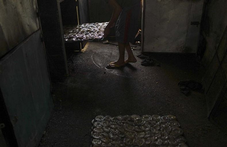 PABRIK KULIT ULAR DI INDONESIA (JAWA BARAT) &#91;+PIC&#93; (SUMBER : WEBSITE LUAR NEGRI)
