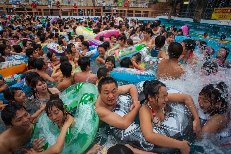 kolam renang TERAMAI di dunia