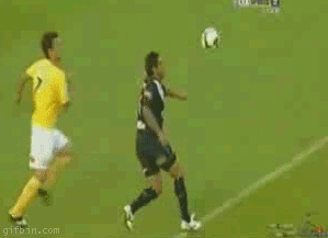 Kumpulan Gambar Gif Sepakbola Kocak Dan Keren (Masuk dulu, dijamin gak nyesel!)