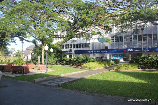 Jalan Jalan ke Kuching Malaysia Lwt Darat