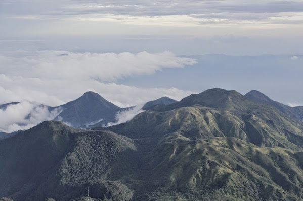 Kisah Tentang Tiga Gunung Dengan Sepeda