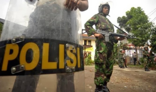 POLISI KORBAN TNI Masuk sini gan