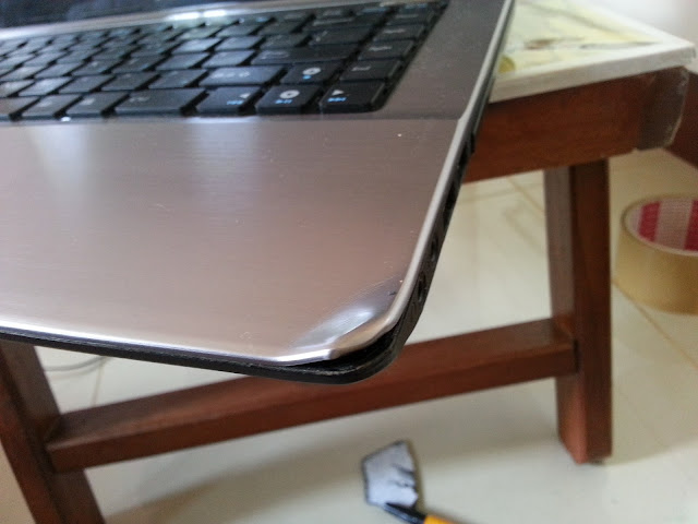ASUS A43SJ salah satu sisinya tepos (kepentok body motor), harga tertinggi aja