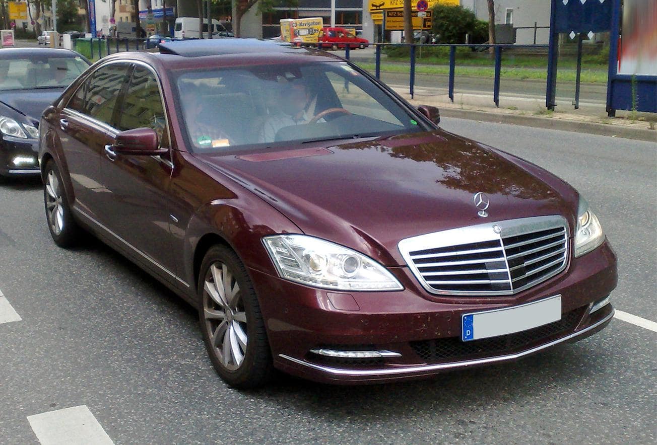 Review Sedan yang Dipakai Era Presiden SBY, Mercy S-Class W221
