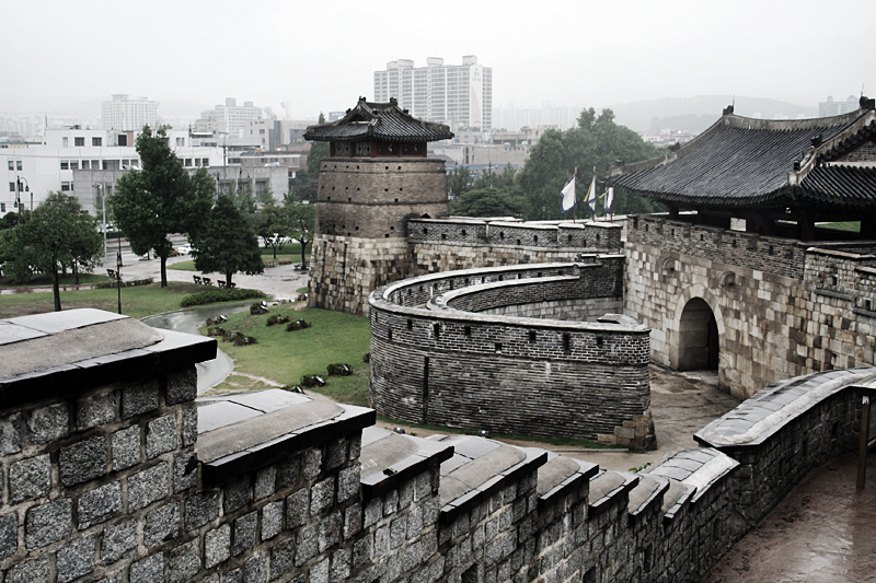 Eksplorasi Budaya dan Sejarah Kerajaan Korea di Kota Suwon