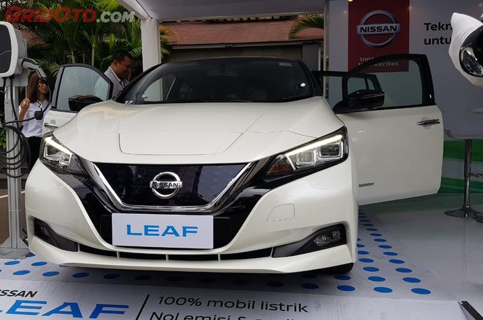 Review Mobil Elektrik Nissan Leaf