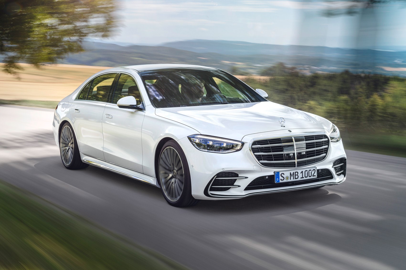 Review Lengkap Mercedes Benz S-Class Paling Canggih di Dunia