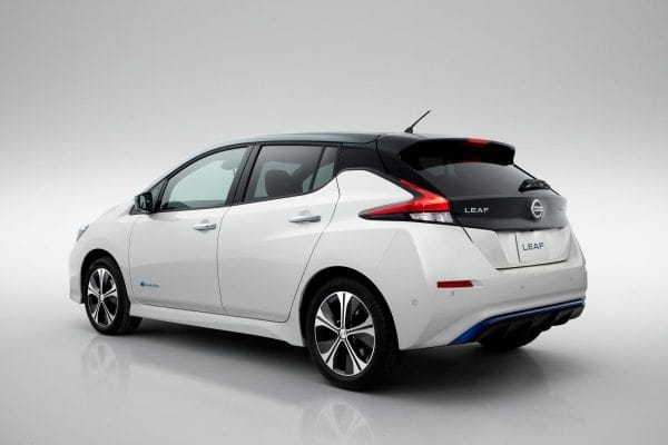 Review Mobil Elektrik Nissan Leaf