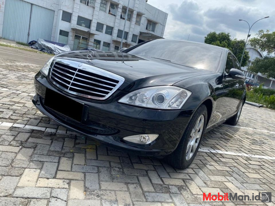 Review Sedan yang Dipakai Era Presiden SBY, Mercy S-Class W221