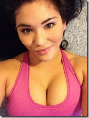 foto-julia-perez-pakai-baju-tahanan-seksi