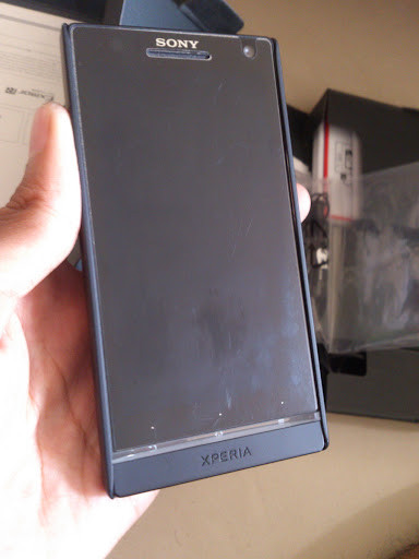 Xperia S 12Mpx Black ICS Garansi Manknyus