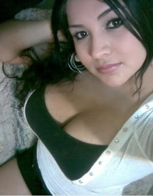 Bikini Foto Model Cantik Sensasional