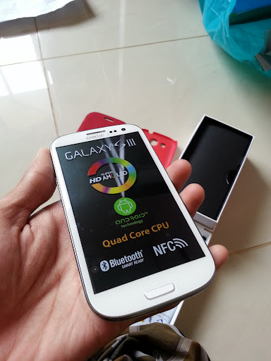 Galaxy S 3 Super MULUSS + Fullset + Flip Cover + Garansi PANJANGG!!
