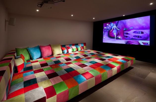 15 Desain Home Theater Yang Unik