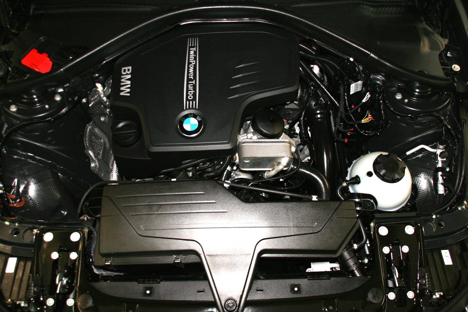 Review Lengkap BMW F30 320d