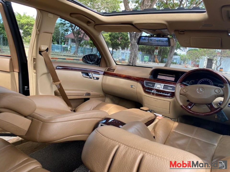 Review Sedan yang Dipakai Era Presiden SBY, Mercy S-Class W221