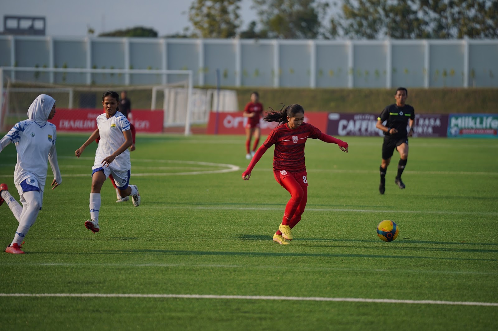 Bangkitkan Sepak bola Putri Indonesia: Djarum Foundation Resmikan Supersoccer Arena