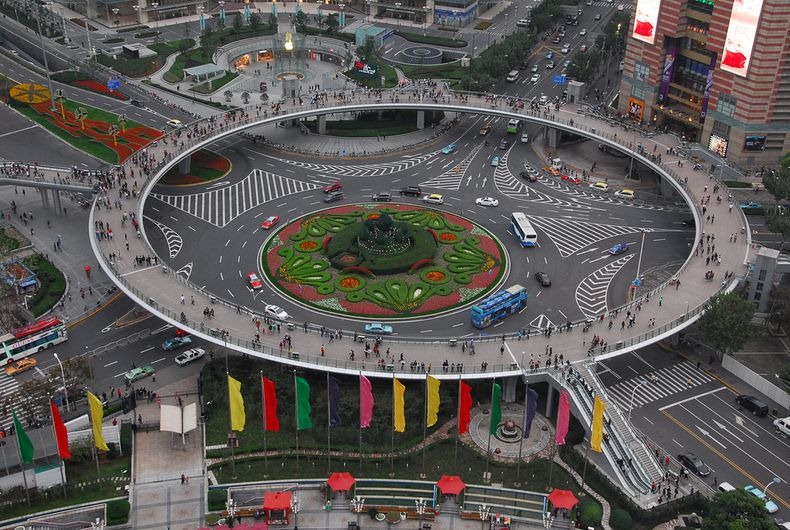  Lujiazui Pedestrian Bridge : Jembatan Bagi Pejalan Kaki yang WAW di China