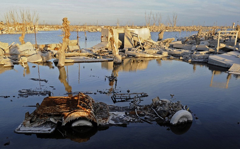 Epecuan, Kota yang pernah tenggelam dilaut 28 tahun kini bangkit ke permukaan !