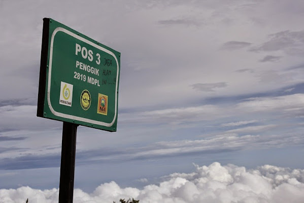 Kisah Tentang Tiga Gunung Dengan Sepeda