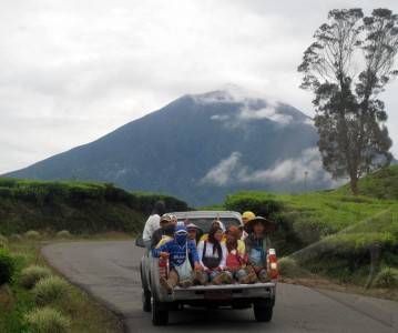 KEINDAHAN GUNUNG KERINCI JAMBI