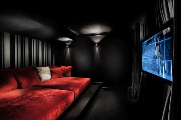 15 Desain Home Theater Yang Unik