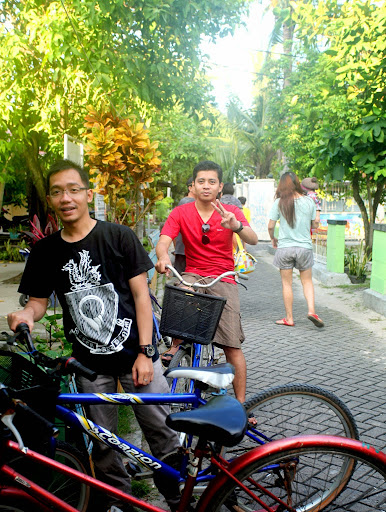Secuil Keindahan Pulau Pari, Kepulauan Seribu | 18-19 April 2014