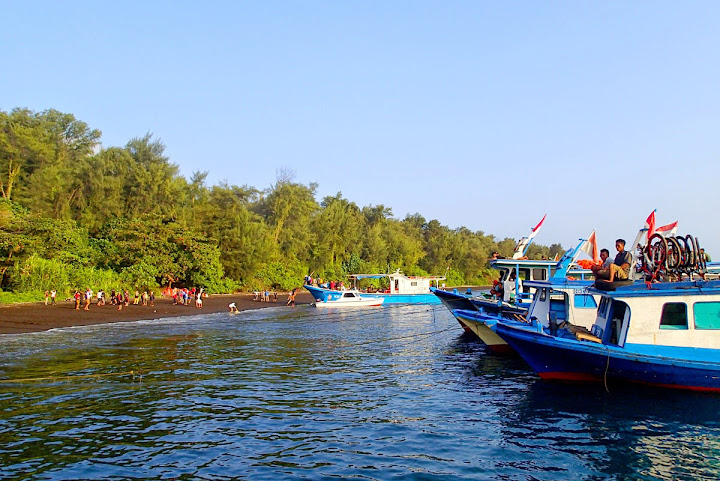 Trip Report : Keindahan Anak Gunung Krakatau. Full Picture! 