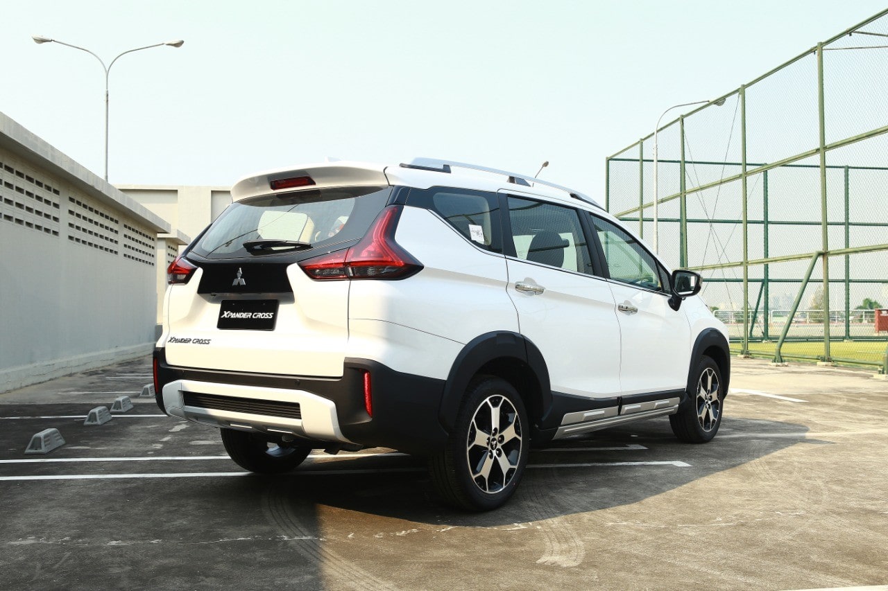 Review Mitsubishi New Xpander Cross