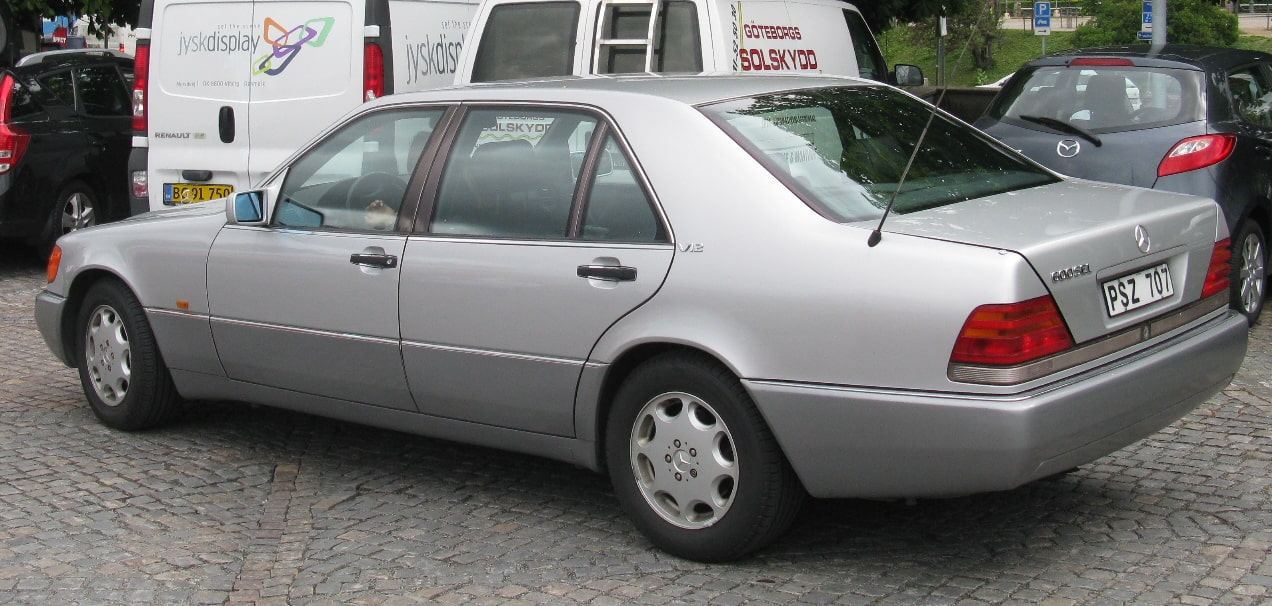 Review Mercedes-Benz W140, Sedan yang Pernah Dipakai Presiden Soeharto