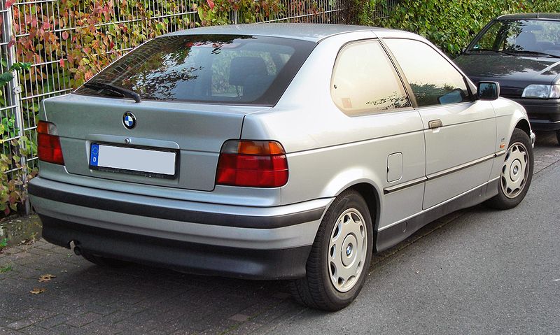 Review BMW E36 dan Tips Sebelum Membelinya