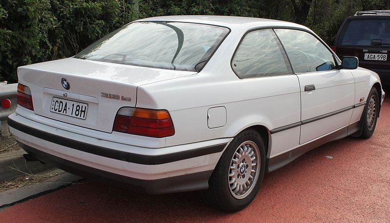 Review BMW E36 dan Tips Sebelum Membelinya