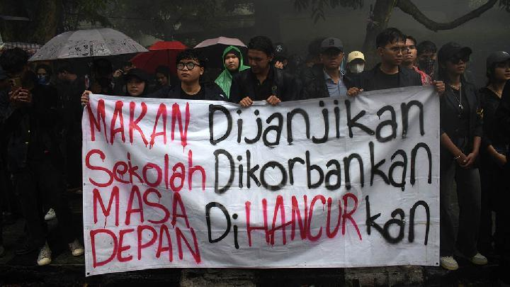 #IndonesiaGelap : Makna dan Tuntutannya 