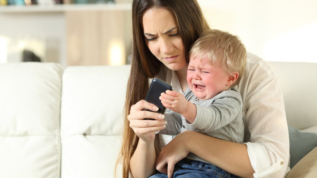 Teknologi Digital dan Pengaruhnya pada Kesehatan Anak