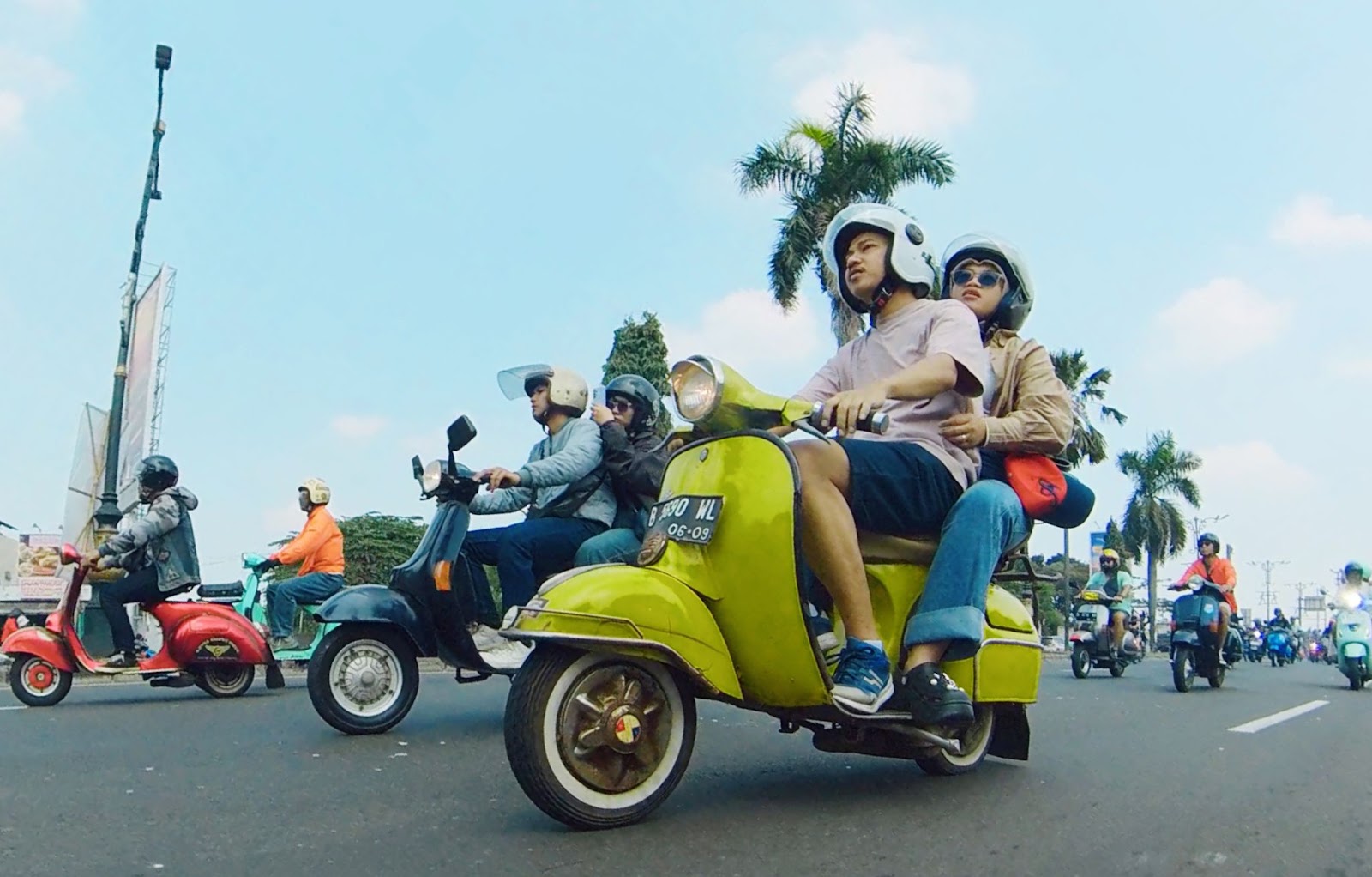 Merayakan Agustusan, Ratusan Komunitas Vespa kembali menyerbu Sentul