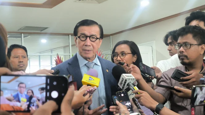 Natalius Pigai: Menteri HAM yang Meminta Anggaran 20T