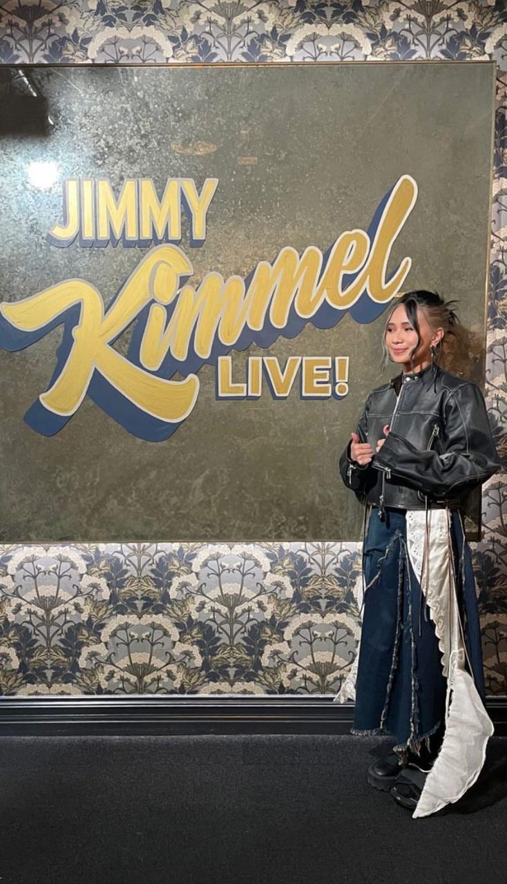 NIKI Jadi Musisi Indonesia Pertama Tampil di Jimmy Kimmel Live!