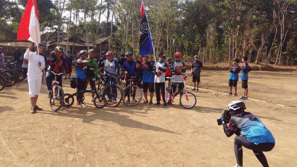 Gowes Sepeda bareng Komunitas Pitnik Jogja di Studio Alam Gamplong