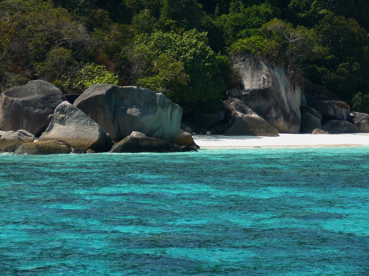 Keindahan Pulau Similan: Surga Tersembunyi di Laut Andaman