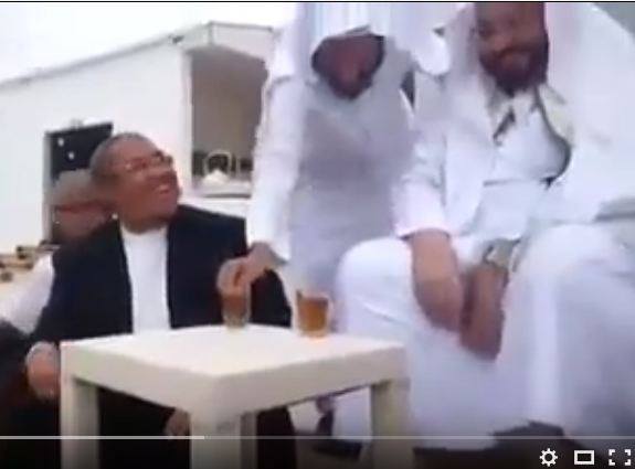 Kursi Raja Disiapkan Khusus, Lebih Besar dari Kursi Jokowi
