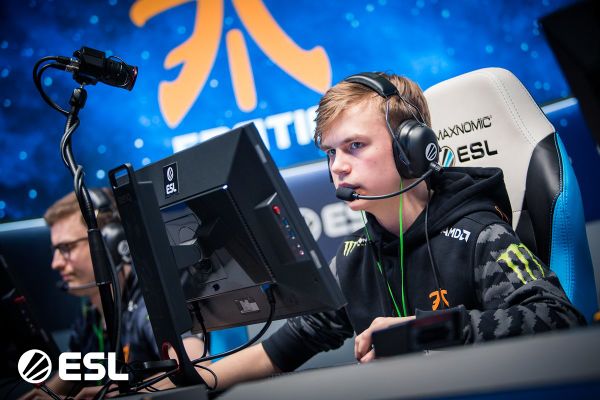 PEMAIN MUDA CS:GO PALING BERPRESTASI DI 2019